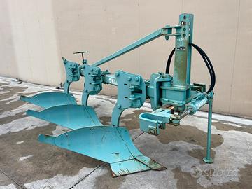 Aratro Nardi trivomere