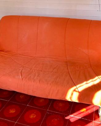 Divano letto matrimoniale