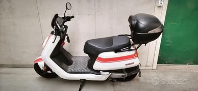 Scooter elettrico 125