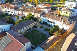 VILLA SINGOLA A SAN MARTINO DI LUPARI