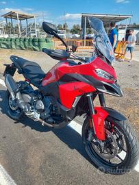 moto Ducati Multistrada v2