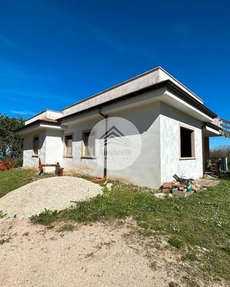 Cerchi una Ca sa singola con corte e vista?