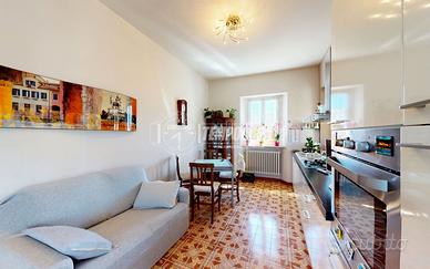 SPLENDIDA VILLA SEMINDIPENDENTE - CENTRO VERDUNO