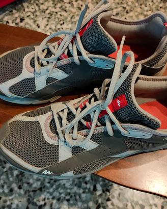 Scarpe Decathlon estive.Tg.44 ma veste 44,5