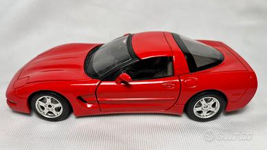 Burago 1/24 Chevrolet Corvette 1997