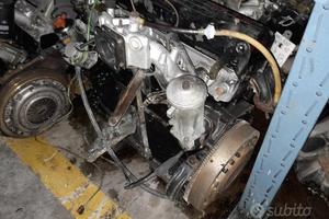 Motore Per Mercedes 190 - 190E Sigla 102010