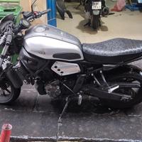 Yamaha XSR 700 - 2016