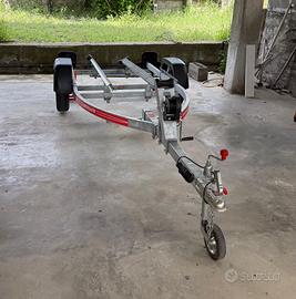 Carrello rimorchio satellite moto d’acqua