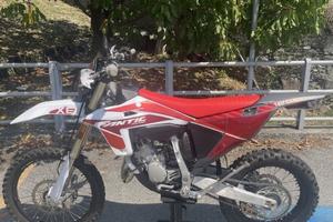 FANTIC XE 125 2025