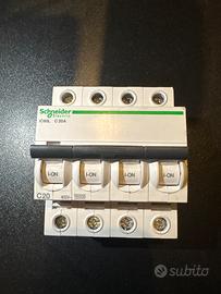 Schneider interruttore magnetotermico