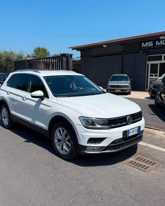 Volkswagen Tiguan 2.0 TDI DSG 4MOTION - Superprezz