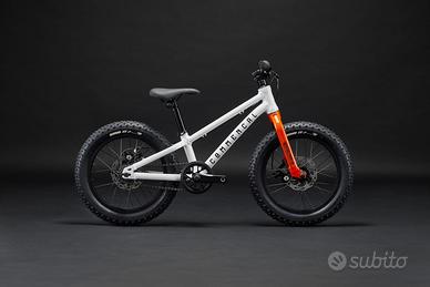 Bici bambino commencal ramones 16”