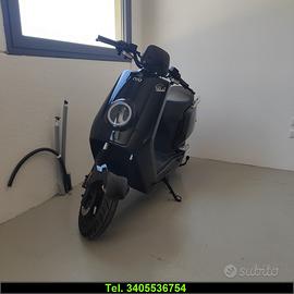 Scooter niu 50cc usato modello s