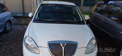 LANCIA Y anno 2009