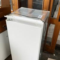 Frigo da incasso HotPoint