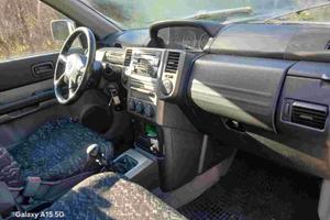 NISSAN XTRAIL 200A CON GANCIO TRAINO