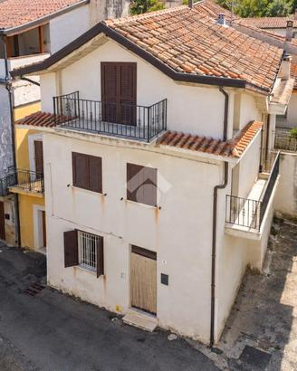 4 LOCALI A ORTONA