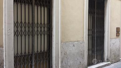 Locale negozio Via Garibaldi Frosinone