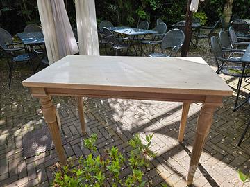 tavolo stile francese 