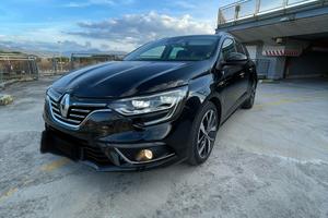 Renautl megane 2020 intense 1.5 115 cc edc