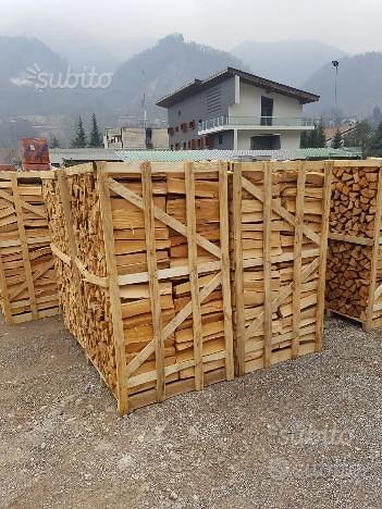 Subito - SONINVEST Srl - Legna da ardere robinia di prima qualita' -  Giardino e Fai da te In vendita a Bergamo