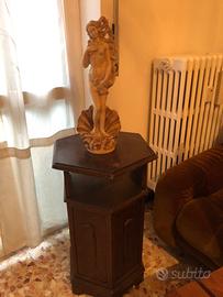 Divani cucina arazzo e soprammobili