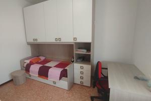 Camera studentessa pavia