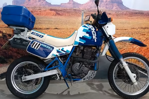 Suzuki DR 650 Djebel