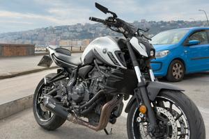 Yamaha mt-07