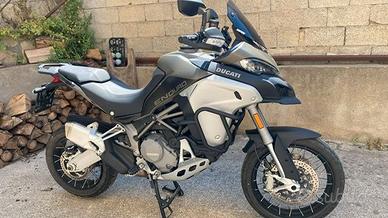 moto ducati Enduro