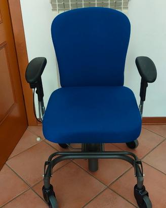 Sedia ergonomica e deambulazione