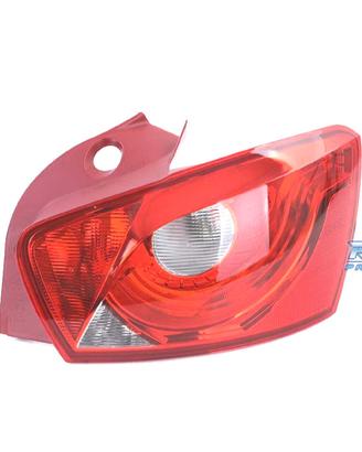 FANALE DESTRO PER SEAT IBIZA VI 5P 09-