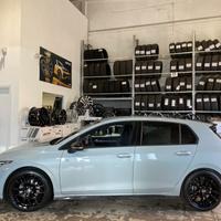 Cerchi NUOVI Volkswagen Golf 8 raggio 18 cod.87432