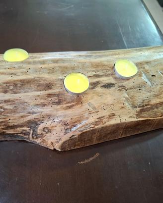 Porta candele in legno