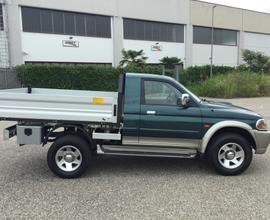 Mitsubishi L200 2.5 TDI 4WD Club Cab Pick-up GLS