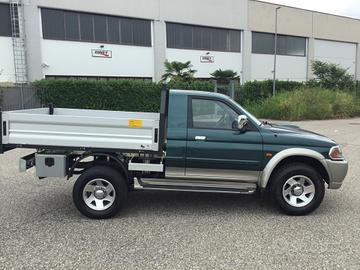 Mitsubishi L200 2.5 TDI 4WD Club Cab Pick-up GLS