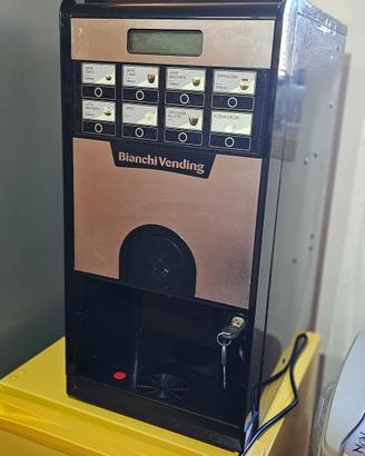 macchina caffè e cappuccino professionale bianchi