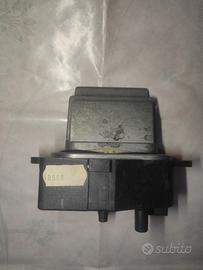 regolatore di tensione 