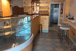 Nuovo locale completamente restaurato
