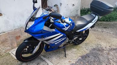 Suzuki GS 500 - 2004