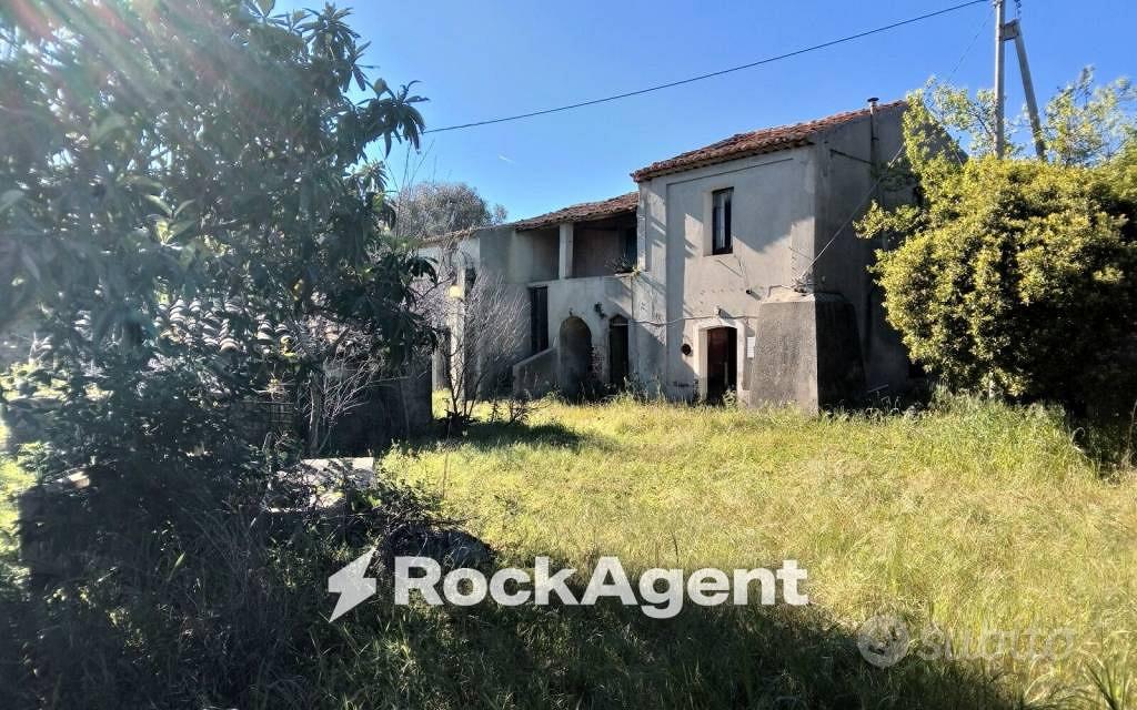 Rustico / Casale di 160 m² a Ardore - Altro