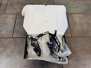 Pedane Lightech Yamaha MT07 e Tracer 7 2020 in poi