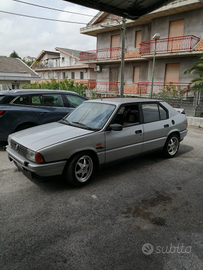 Alfa Romeo 33 Quadrifoglio oro