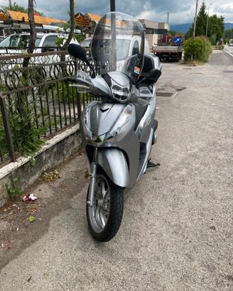 Honda sh 300 abs 2020