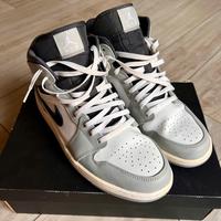 Air Jordan 1 Mid