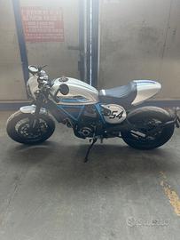 Ducati Scrambler 800 incidentata del 2019