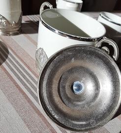 tazzine e zuccheriera vintage