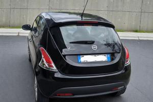 Lancia Y 1.2 benzina Silver