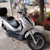 Scooter Beverly 300 cc ie del 2009