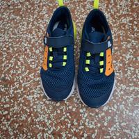 Lotto scarpe bimbo numero 33